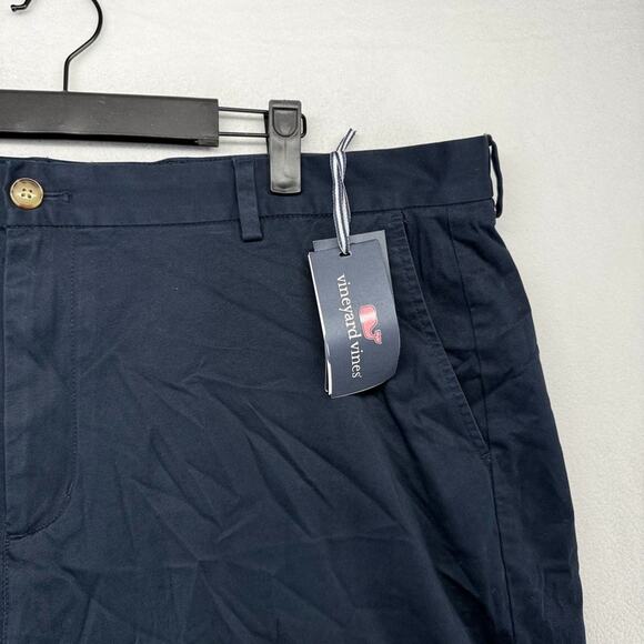 Vineyard Vines Shorts Men's 42 Blue Navy Chino Khaki Altered Breaker Golf NEW - Picture 2 of 11